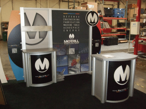 hybrid trade show exhibit with freestanding counter-resized-600
