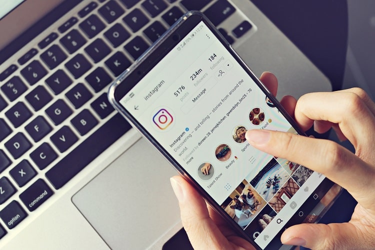 Instagram posts for trade show social media marketing