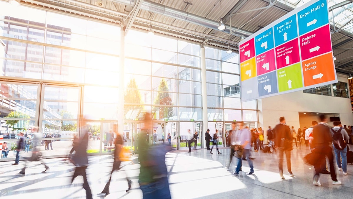 Trade Show Attendees: Who Attends Trade Shows?